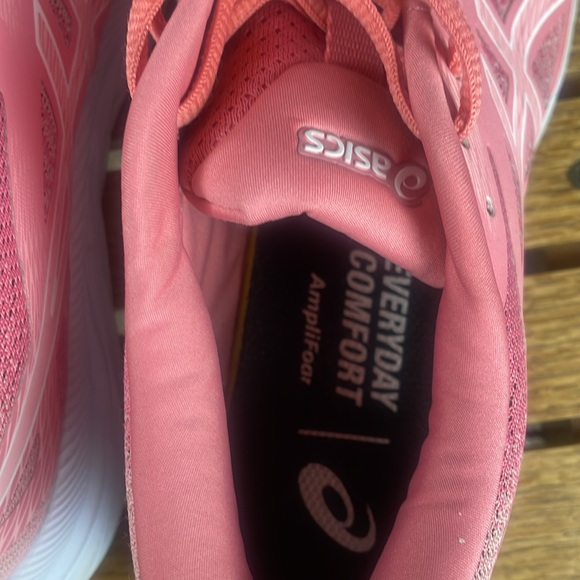 7.5 ASICS GT Express 2 Pink Running Shoes SKU # 270 - Picture 6 of 8